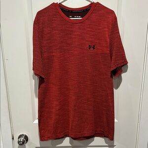 Under Armour Men's Red T-Shirt the vanish tee XL. Preloved